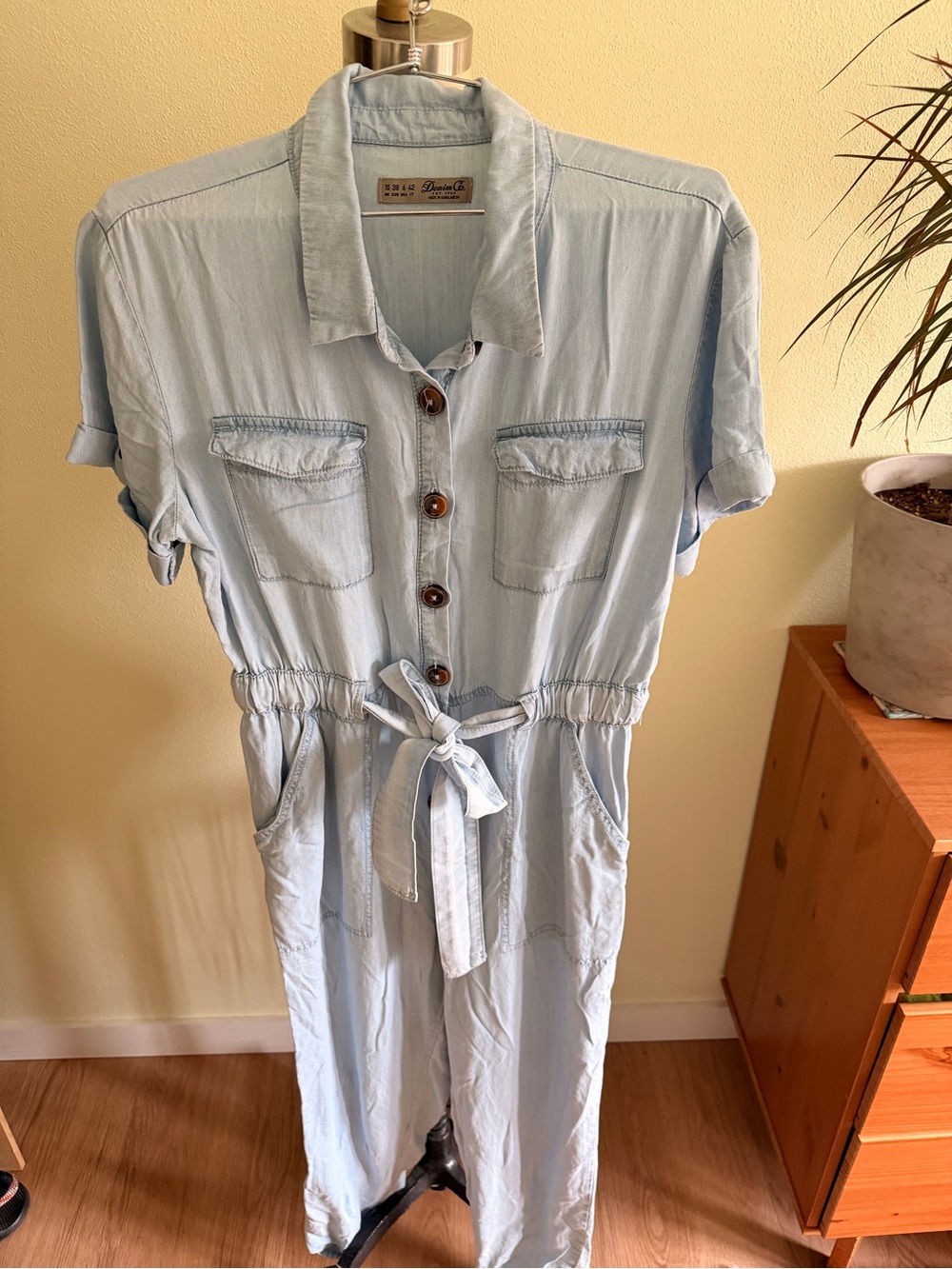 Denim&Co Light Blue Short-Sleeve Tie-Waist Utility Jumpsuit
